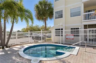 6907 Stonesthrow Cir N, Saint Petersburg, FL 33710 - Photo 30
