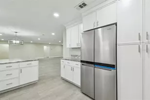3938 Versailles Dr, Tampa, FL 33634 - Photo 26