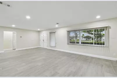 3938 Versailles Drive, Tampa, FL 33634 - Photo 14