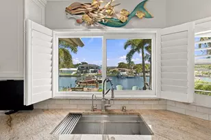 707 Snug Island, Clearwater Beach, FL 33767 - Photo 22