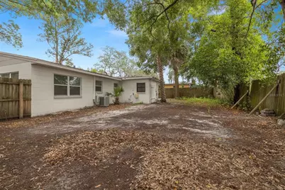 12113 N Edison Avenue, Tampa, FL 33612 - Photo 6