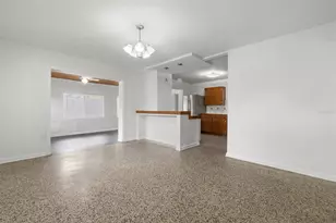12113 N Edison Ave, Tampa, FL 33612 - Photo 14