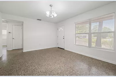 12113 N Edison Avenue, Tampa, FL 33612 - Photo 16