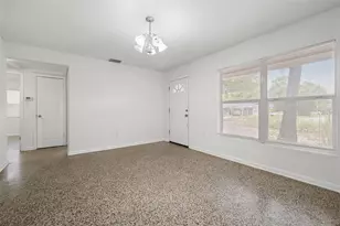 12113 N Edison Ave, Tampa, FL 33612 - Photo 16