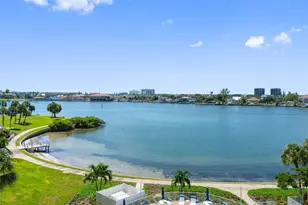 7902 Sailboat Key Blvd S, South Pasadena, FL 33707 - Photo 2