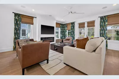 526 13th Avenue S, Saint Petersburg, FL 33701 - Photo 20