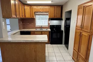 10722 53rd Ave N, Saint Petersburg, FL 33708 - Photo 4