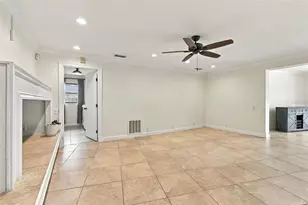 4109 Crosswater Dr, Tampa, FL 33615 - Photo 8