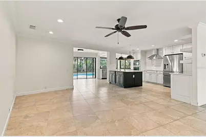 4109 Crosswater Drive, Tampa, FL 33615 - Photo 10