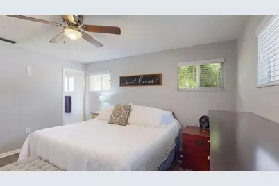 3075 Rosery Road NE, Largo, FL 33771 - Photo 32