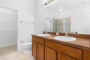 10313 Avelar Ridge Dr, Riverview, FL 33578 - Photo 18