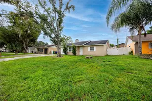 4624 Wisteria Dr, Zephyrhills, FL 33542 - Photo 44