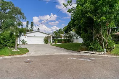 4785 Butterfly Place NE, Saint Petersburg, FL 33703 - Photo 42