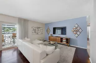 2401 Bayshore Blvd, Tampa, FL 33629 - Photo 10