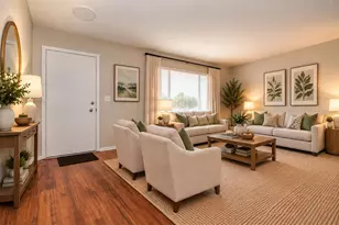 1507 N Lake Dr, Sun City Center, FL 33573 - Photo 10