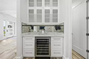 4835 W Bay Villa Ave, Tampa, FL 33611 - Photo 26