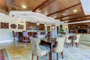 501 Mandalay Ave, Clearwater, FL 33767 - Photo 10