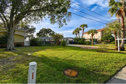 3618 Shore Acres Boulevard NE, Saint Petersburg, FL 33703 - Photo 30