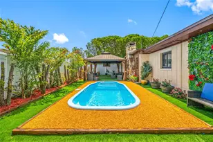 1488 Laconia Dr E, Clearwater, FL 33764 - Photo 68