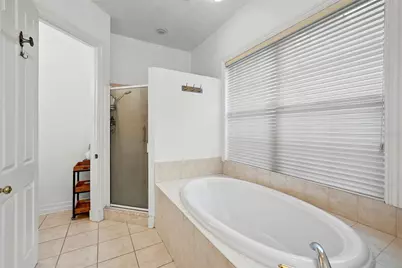 18823 Wimbledon Circle, Lutz, FL 33558 - Photo 28