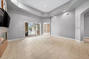 18823 Wimbledon Cir, Lutz, FL 33558 - Photo 12