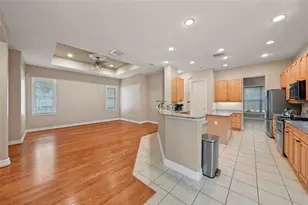 18823 Wimbledon Cir, Lutz, FL 33558 - Photo 18