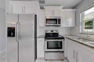 1309 Mary L Rd, Clearwater, FL 33755 - Photo 8