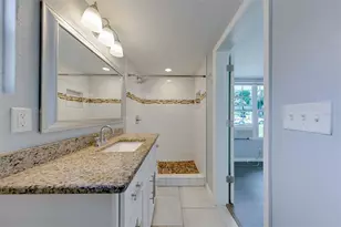 1309 Mary L Rd, Clearwater, FL 33755 - Photo 16