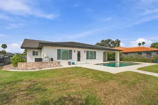 2078 NE Montana Ave NE, Saint Petersburg, FL 33703 - Photo 64