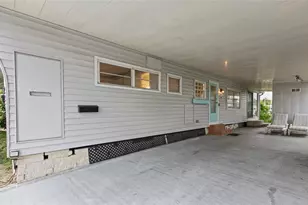 18675 US Hwy 19 N, Clearwater, FL 33764 - Photo 2