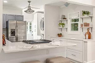 820 9th Ave S, Saint Petersburg, FL 33701 - Photo 18