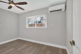 2802 Pass a Grille Way, Saint Petersburg, FL 33706 - Photo 20