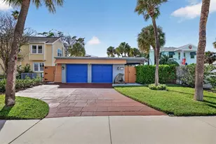 2802 Pass a Grille Way, Saint Petersburg, FL 33706 - Photo 1