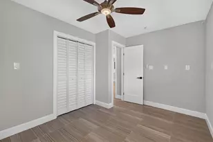 2802 Pass a Grille Way, Saint Petersburg, FL 33706 - Photo 24