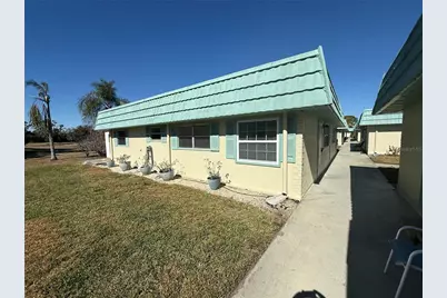 101 Cambridge Trail #212, Sun City Center, FL 33573 - Photo 4