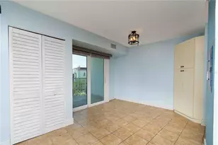 3315 58th Ave S, Saint Petersburg, FL 33712 - Photo 8