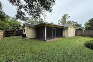 3030 Cypress Green Dr, Palm Harbor, FL 34684 - Photo 4