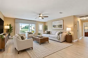 403 S Pebble Beach Blvd, Sun City Center, FL 33573 - Photo 4