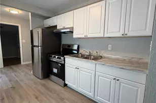 2410 18th Ave S, Saint Petersburg, FL 33712 - Photo 2