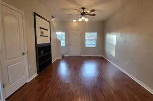 4060 Winding Vine Dr, Lakeland, FL 33812 - Photo 6