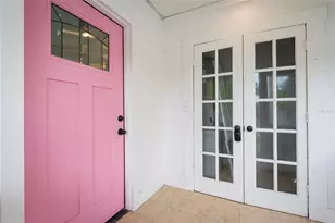 2017 Oceanview Pl, Tampa, FL 33605 - Photo 2
