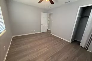 2935 Dr Martin Luther King Jr Street S, Saint Petersburg, FL 33705 - Photo 10