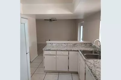 5205 Dublin Place, Tampa, FL 33624 - Photo 8