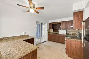 818 90th Ave N, Saint Petersburg, FL 33702 - Photo 6