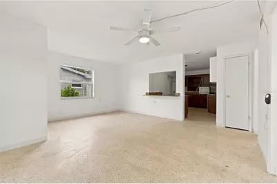 818 90th Avenue N, Saint Petersburg, FL 33702 - Photo 2