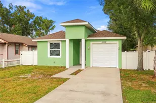 5625 35th Way N, Saint Petersburg, FL 33714 - Photo 2