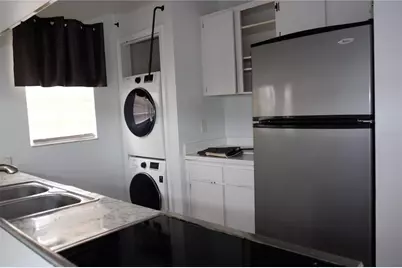 3015 W Cleveland Street #J, Tampa, FL 33609 - Photo 10