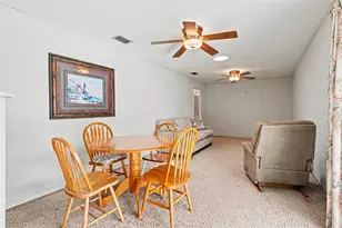 39800 Co Rd 54, Zephyrhills, FL 33542 - Photo 14