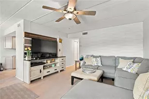 11620 Park Blvd, Seminole, FL 33772 - Photo 4