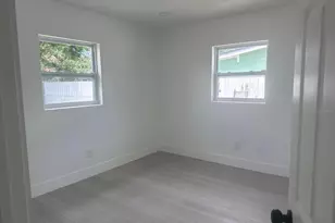 2148 Catalina Dr N, Clearwater, FL 33763 - Photo 6